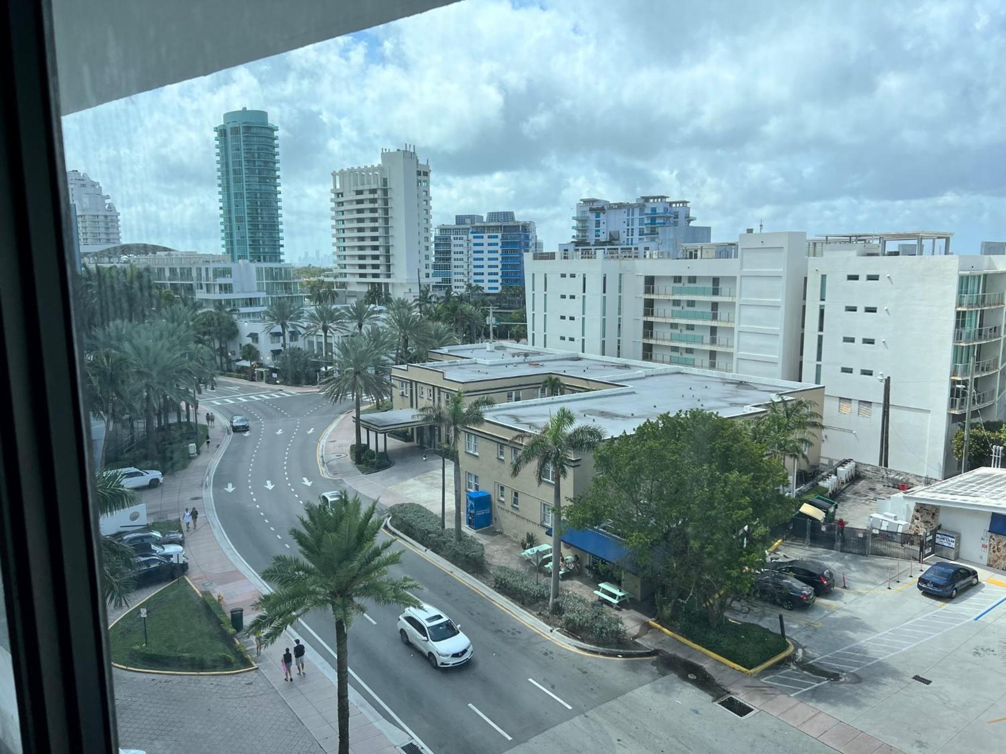 Ocean Front Units At Miami Beach Exterior foto